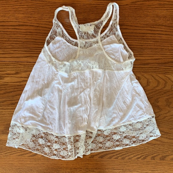 Abrecrombe & Fitch Small Lace Tank - Picture 2 of 2